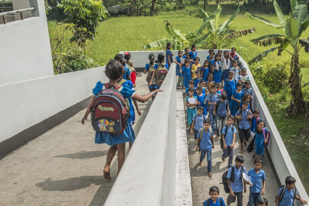 স্কুলে ভর্তি ২০২৭  ২ 